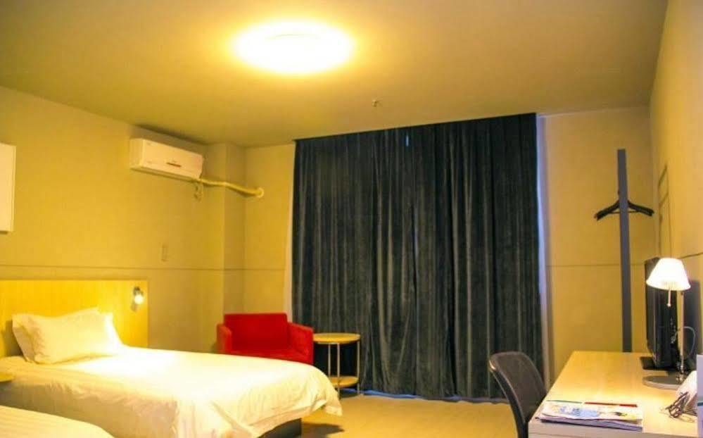 Jinjiang Binzhou Huanghe 4Th Road Hotell Exteriör bild